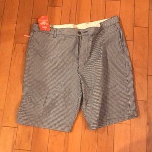 Dockers shorts only worn once